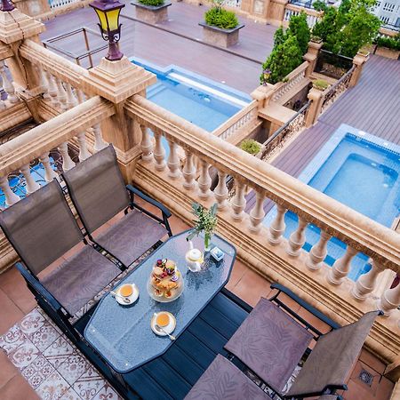 อนิก พาเลซ โฮเต็ล Hotel พนมเปญ ภายนอก รูปภาพ