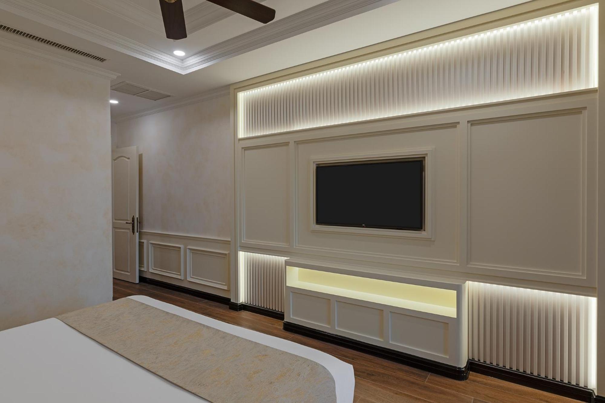 อนิก พาเลซ โฮเต็ล Hotel พนมเปญ ภายนอก รูปภาพ