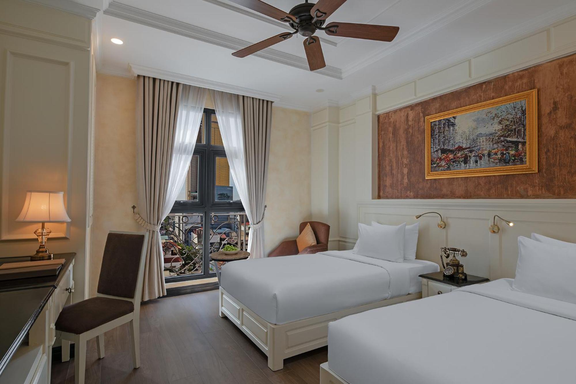 อนิก พาเลซ โฮเต็ล Hotel พนมเปญ ภายนอก รูปภาพ