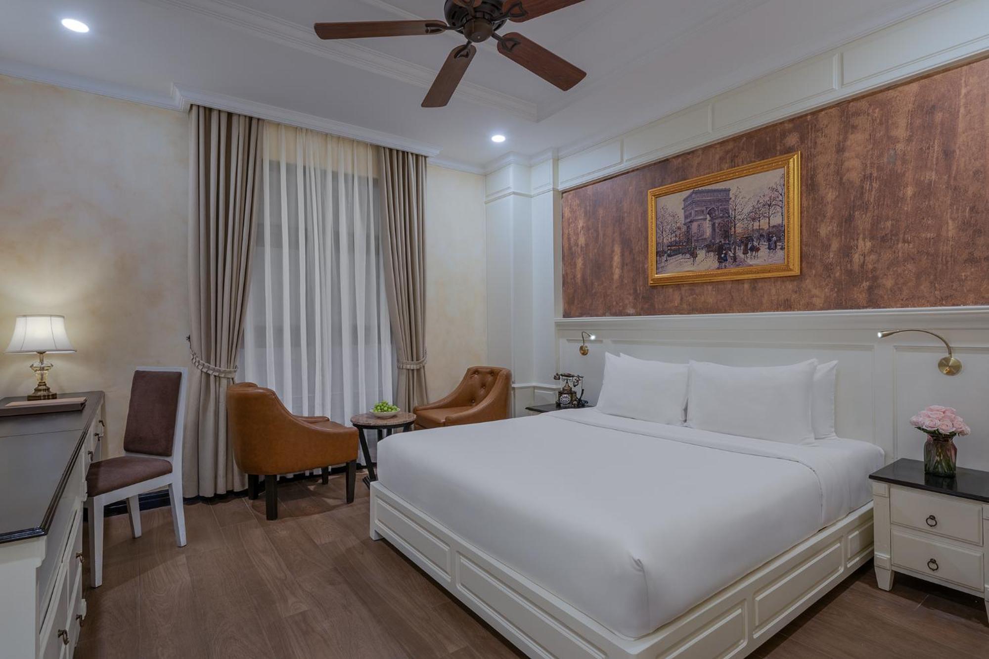 อนิก พาเลซ โฮเต็ล Hotel พนมเปญ ภายนอก รูปภาพ