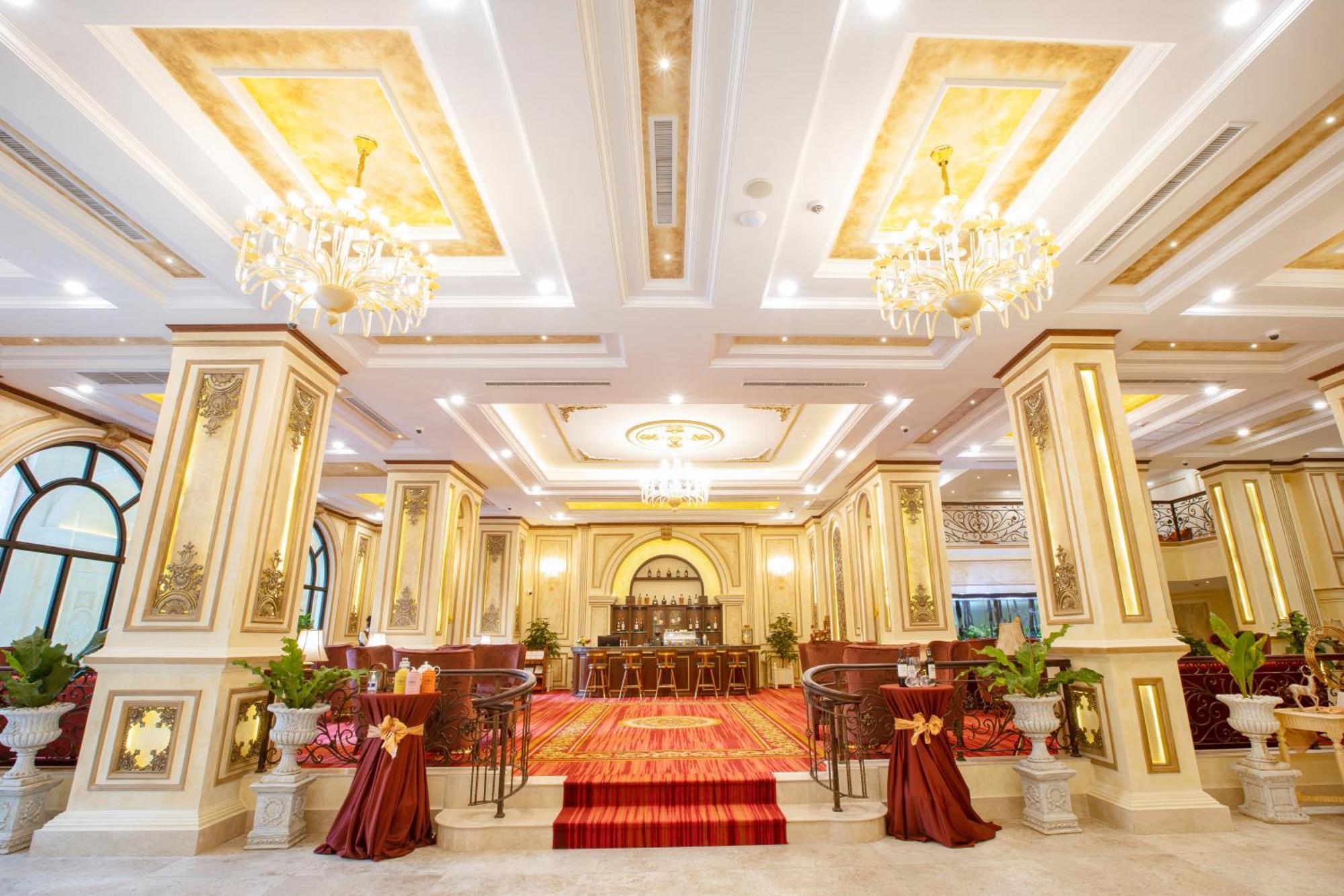 อนิก พาเลซ โฮเต็ล Hotel พนมเปญ ภายนอก รูปภาพ