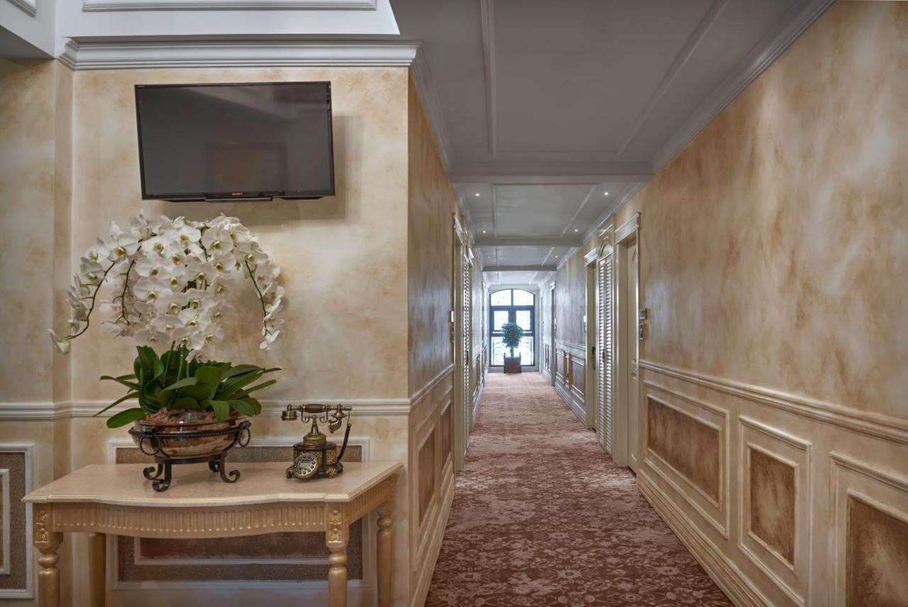 อนิก พาเลซ โฮเต็ล Hotel พนมเปญ ภายนอก รูปภาพ